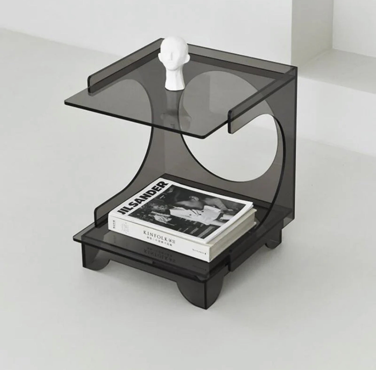 Acrylic side table - bynuraybirtane