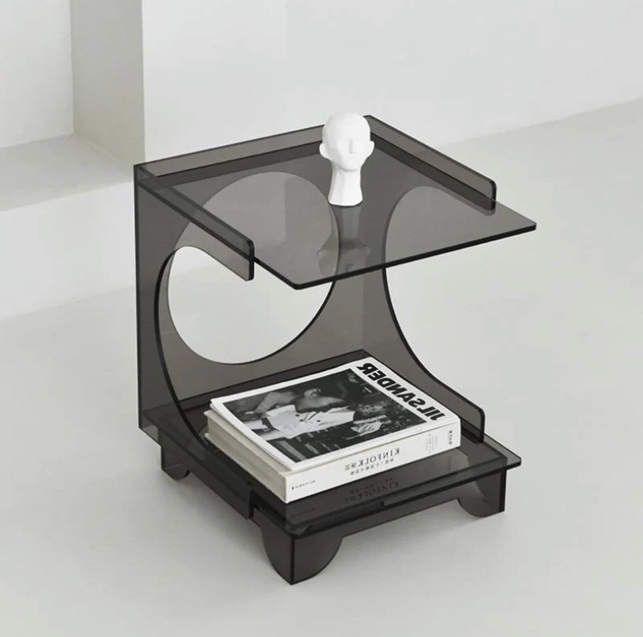 Acrylic side table - bynuraybirtane