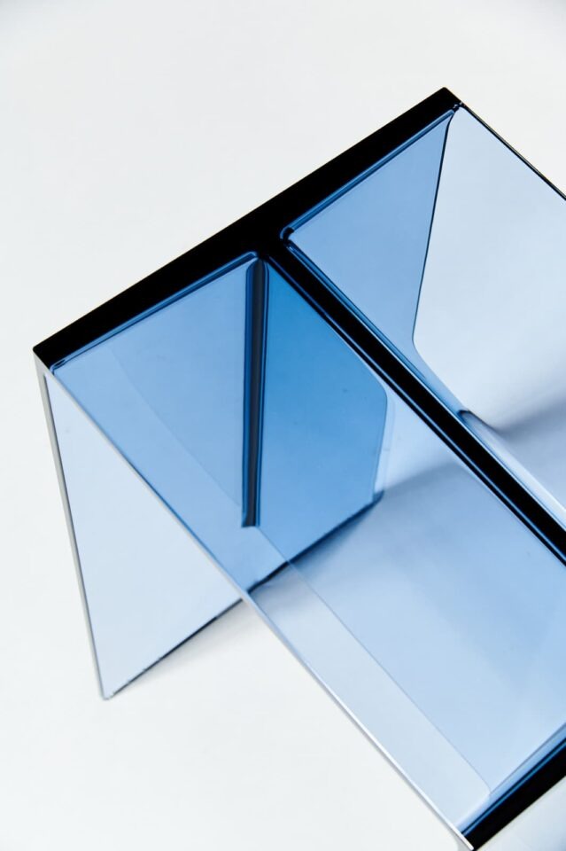 Orange Amber Color Acrylic Side Table - bynuraybirtane