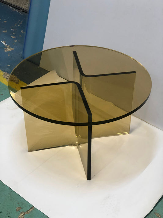 Oil Amber Color Acrylic Round Coffee Table - bynuraybirtane