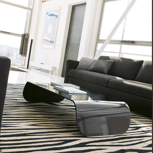 CURVED ACRYLIC COFFEE TABLE - bynuraybirtane