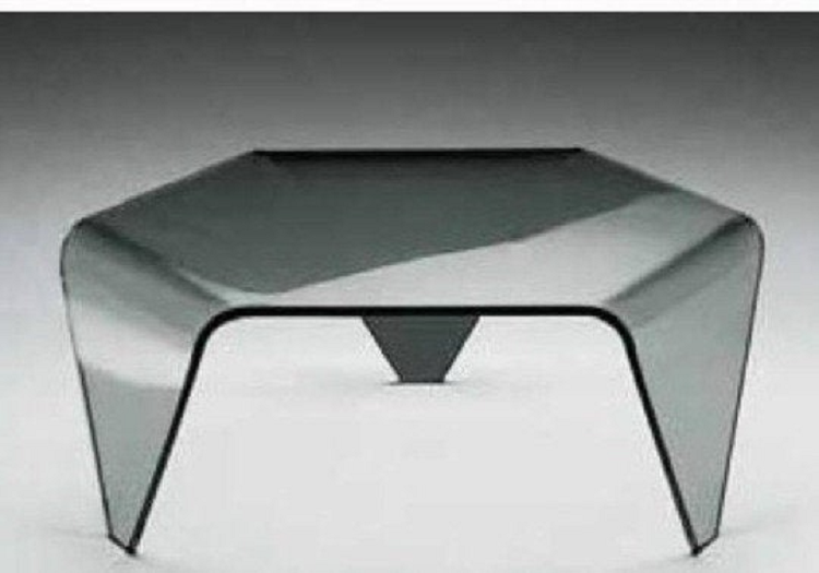 MODERN LUCITE COFFEE TABLE