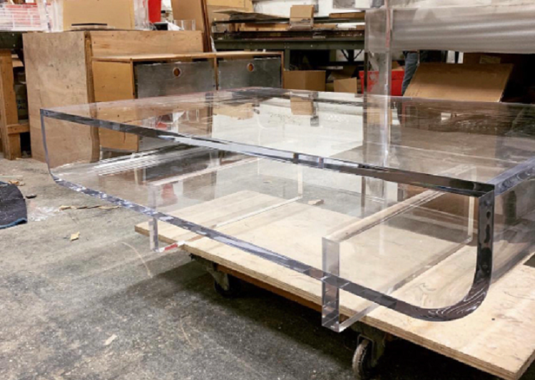 CLEAR LUCITE BOX COFFEE TABLE - bynuraybirtane