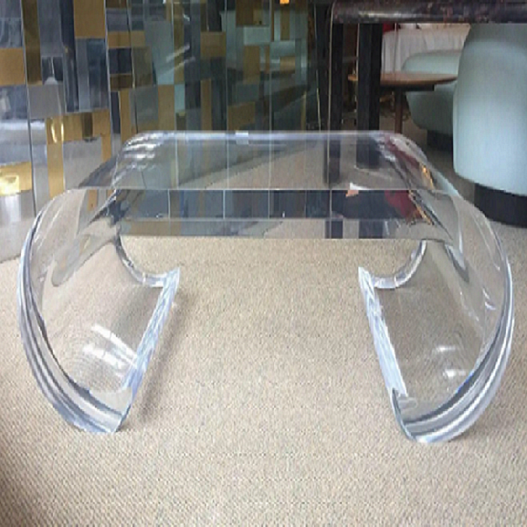BEAUTIFUL CLEAR LUCITE TABLE
